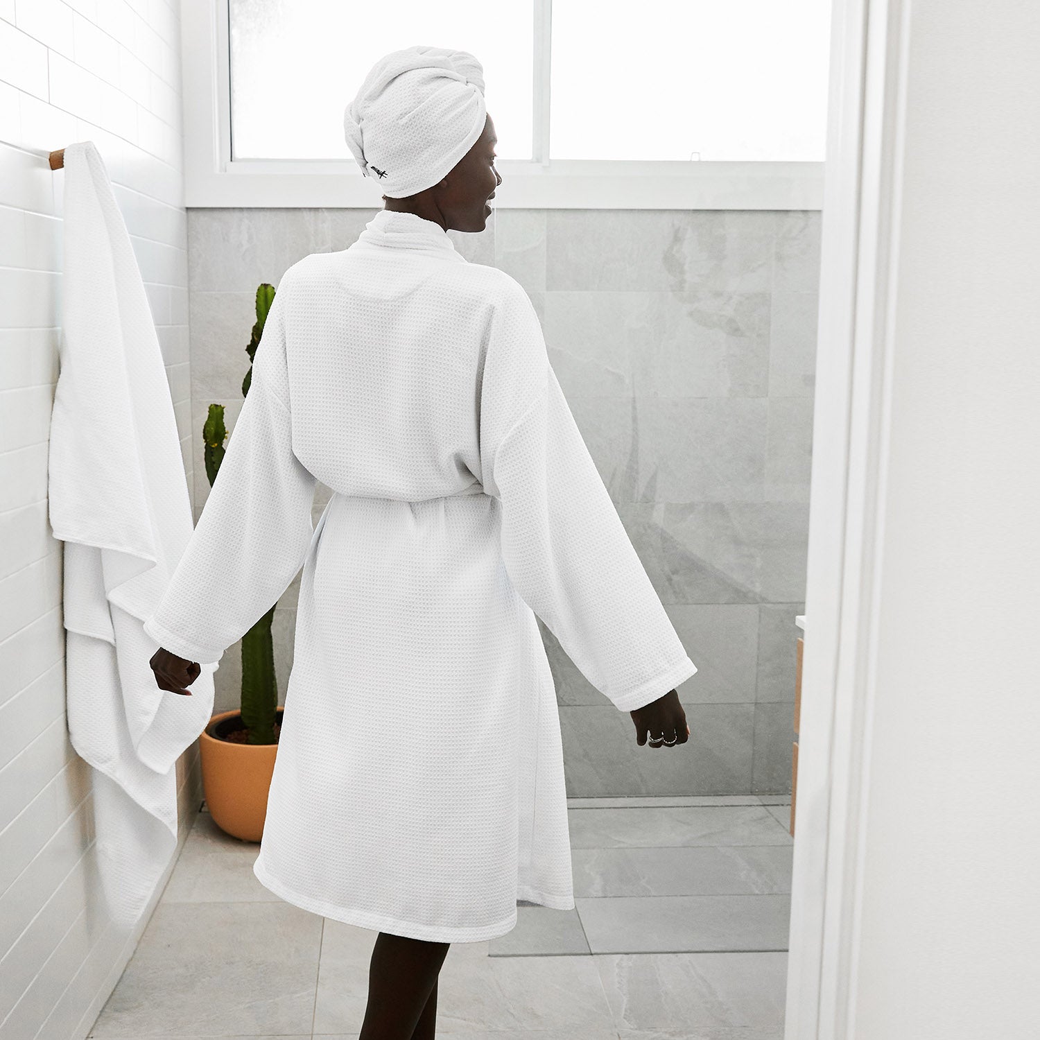 Dock & Bay Bath Robe - Crystal White