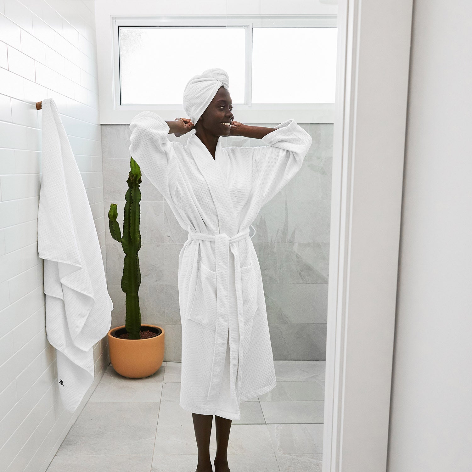 Dock & Bay Bath Robe - Crystal White