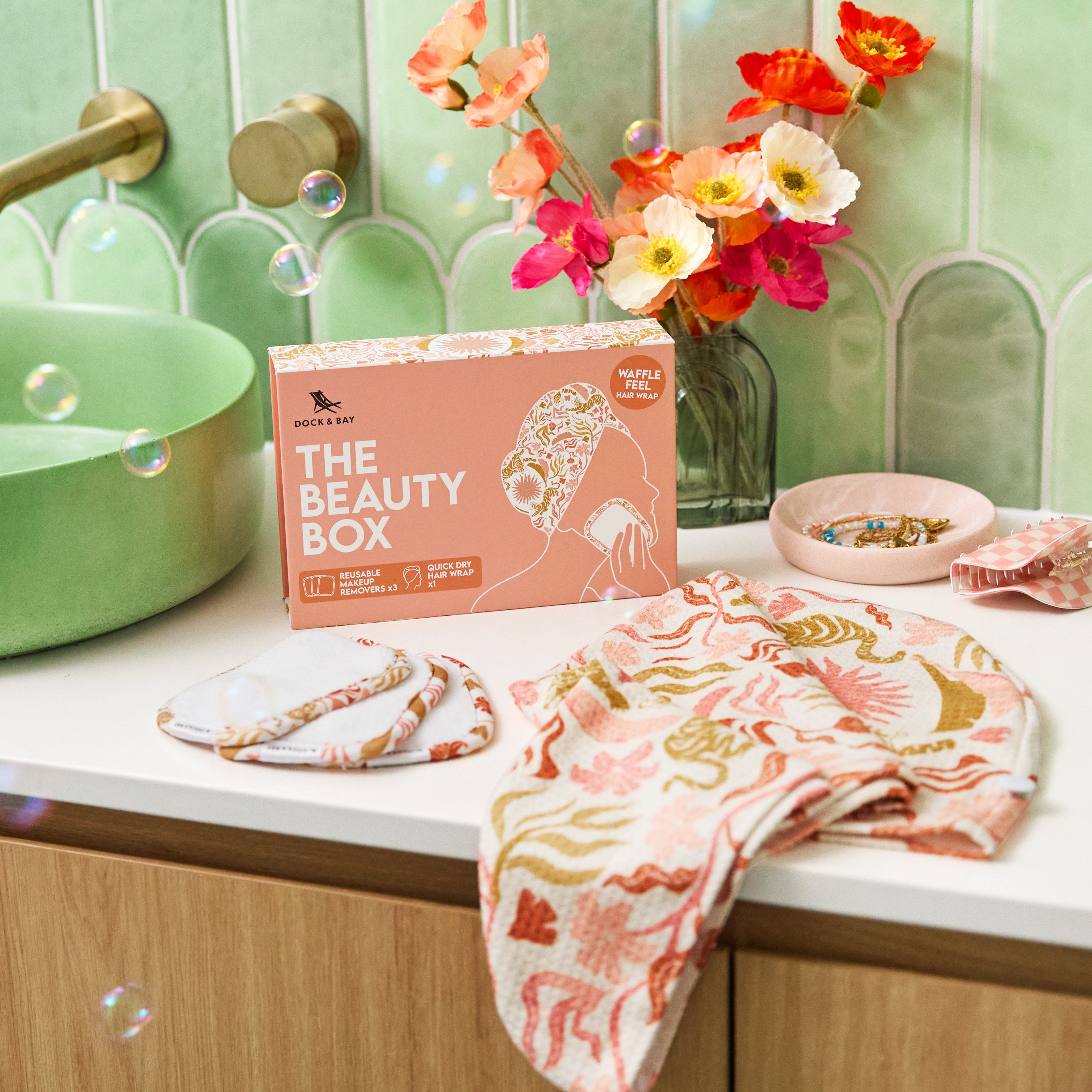 Dock & Bay Beauty Gift Box - Tiger Palm