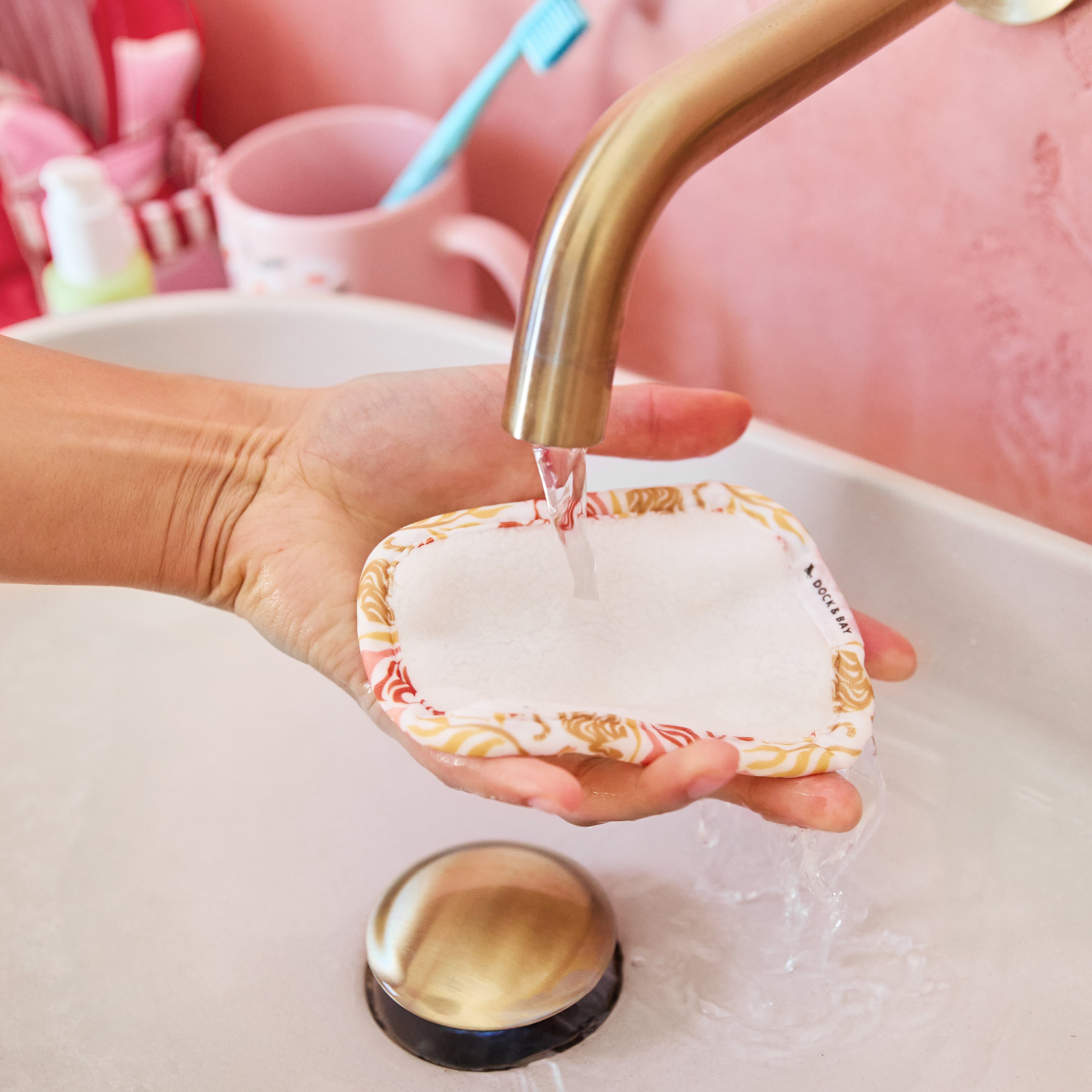 Dock & Bay Beauty Gift Box - Tiger Palm