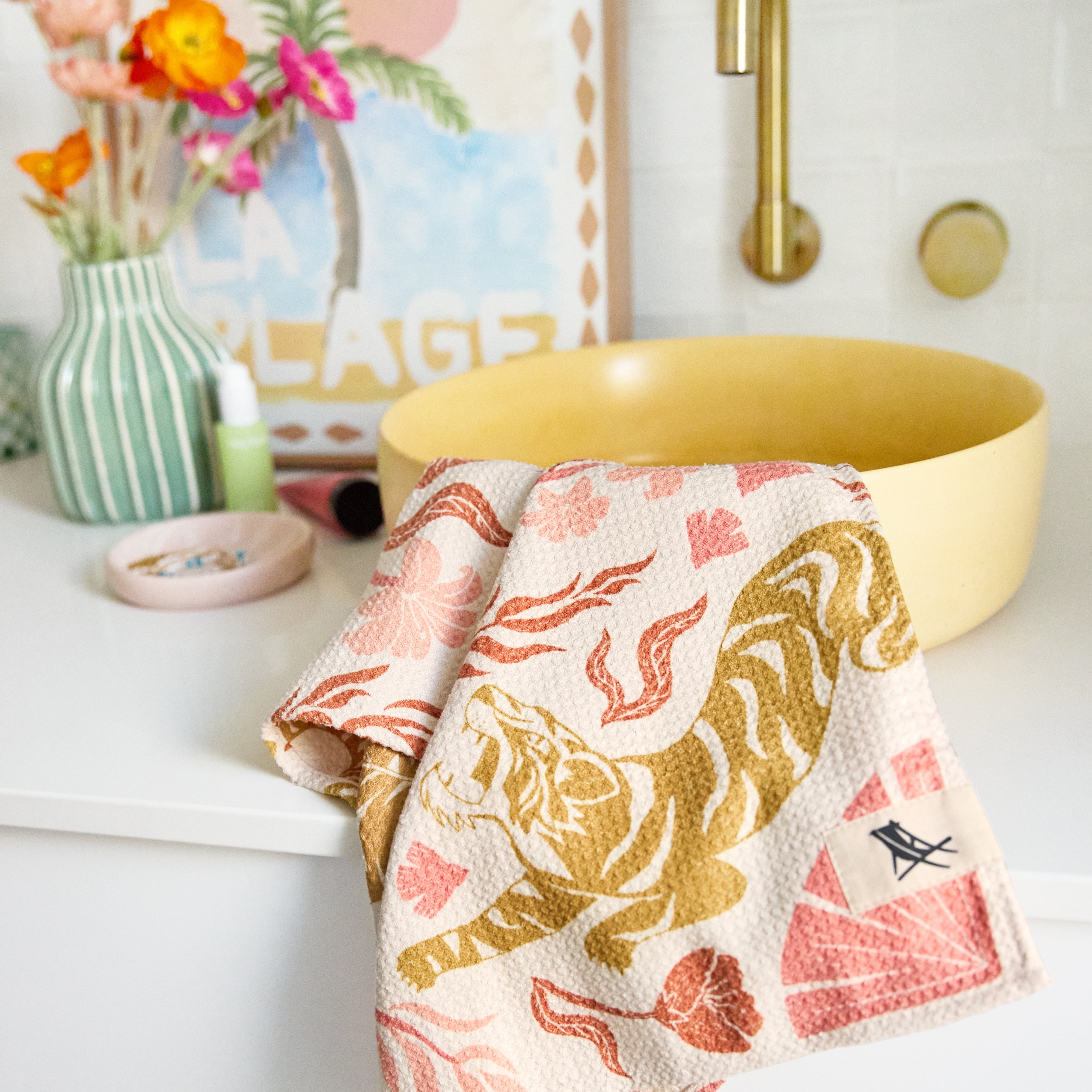 Dock & Bay Hand Towel - Tiger Palm
