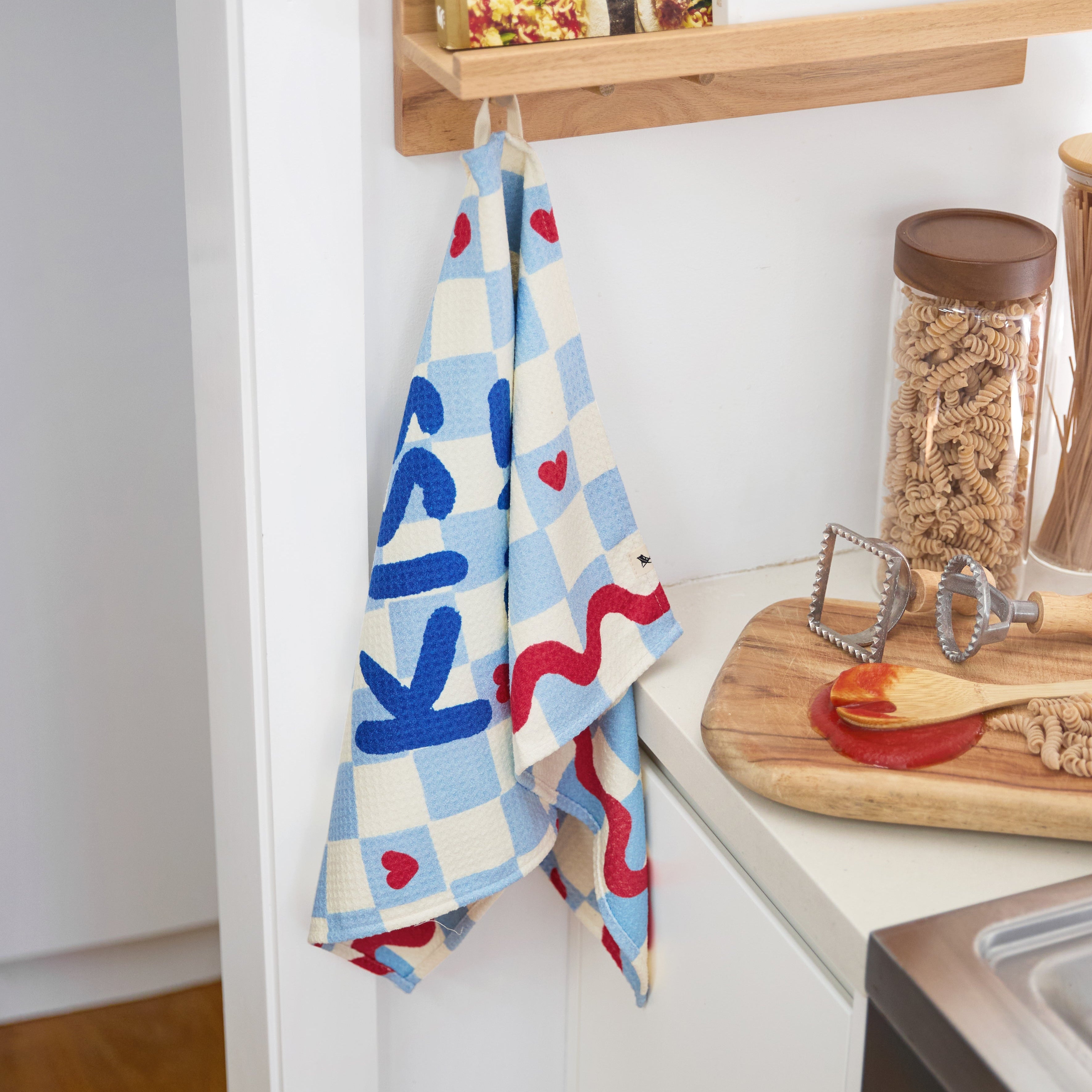 Dock & Bay Tea Towel - Kiss the Cook