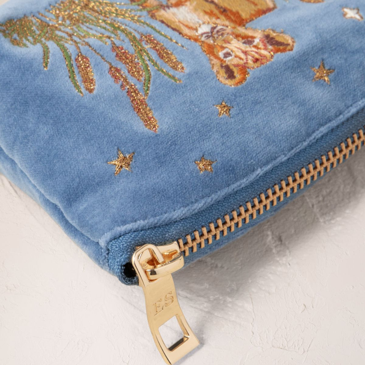 Lion Pride Coin Purse - Dusky Blue
