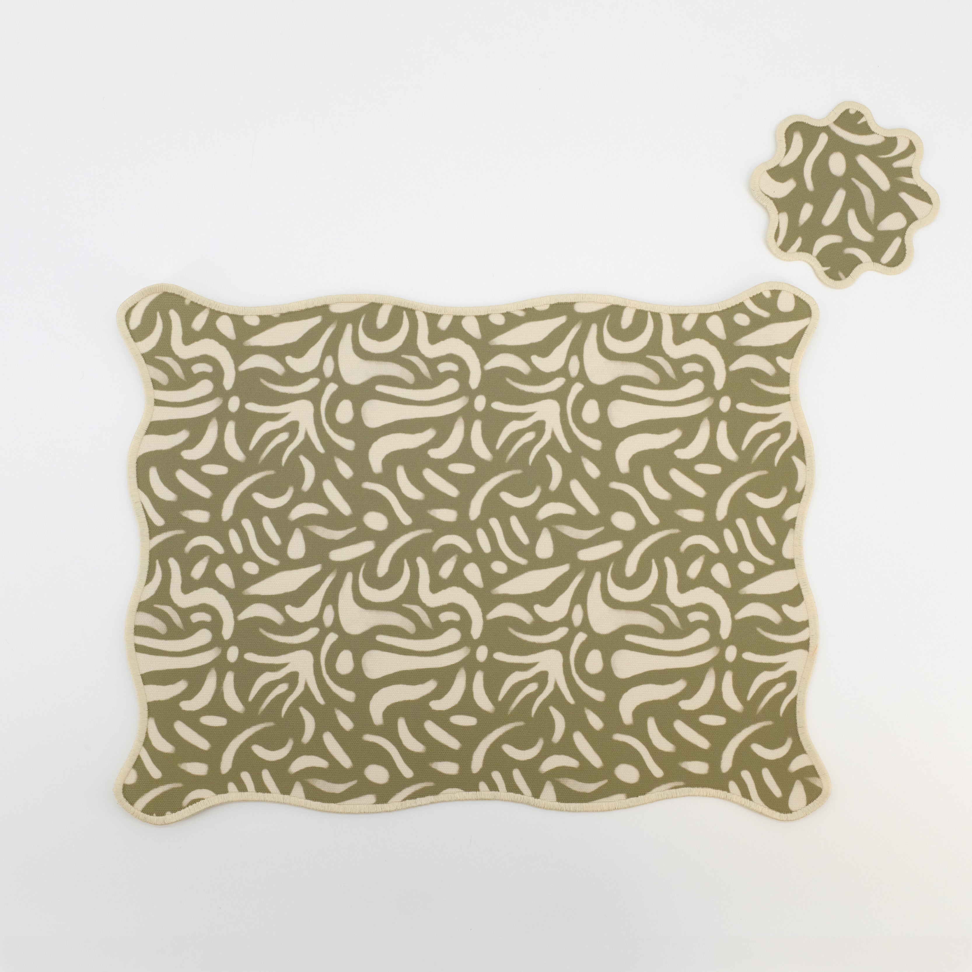 Whispers of Nature Scalloped Placemats (2 pack)