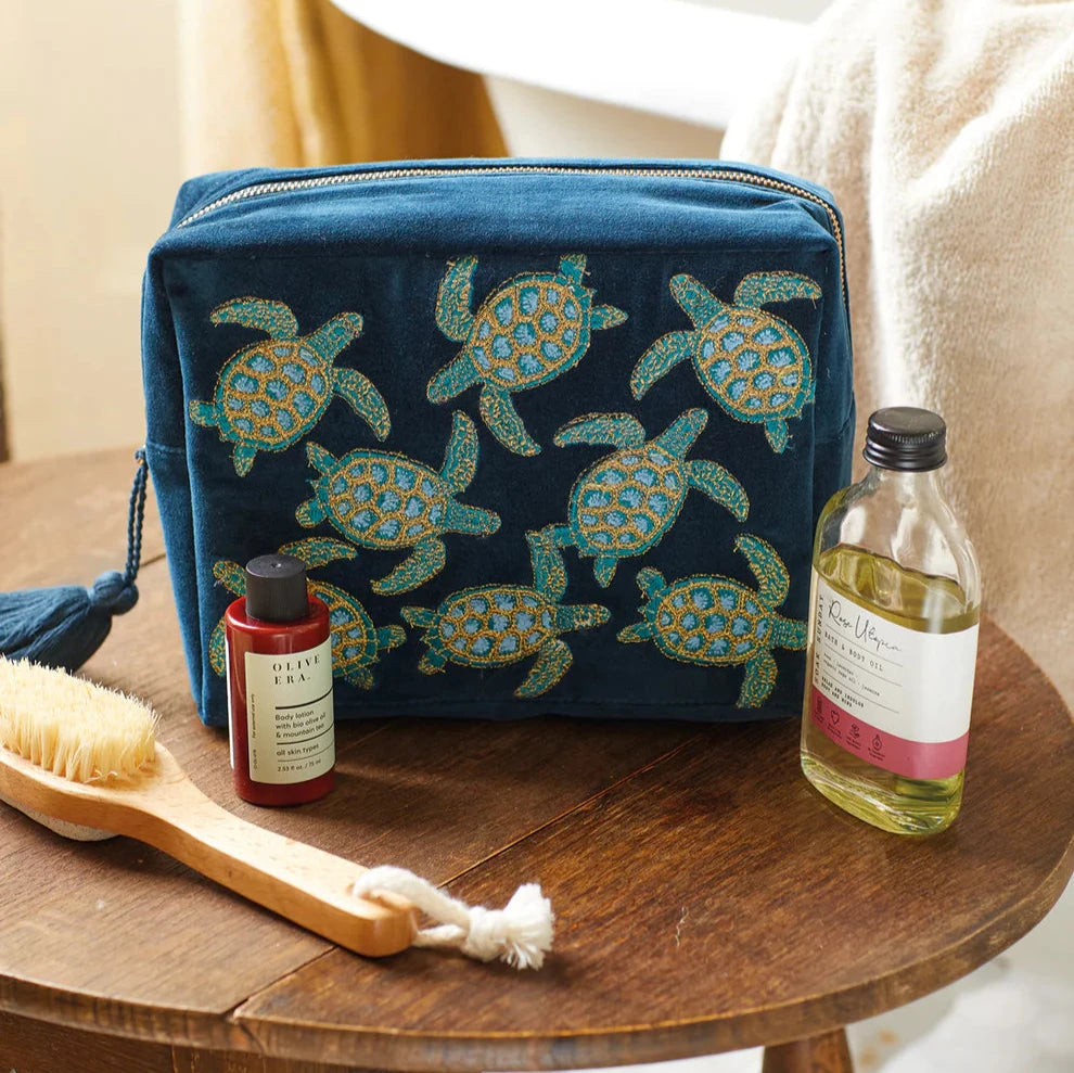 Turtle Wash Bag - Marine Navy