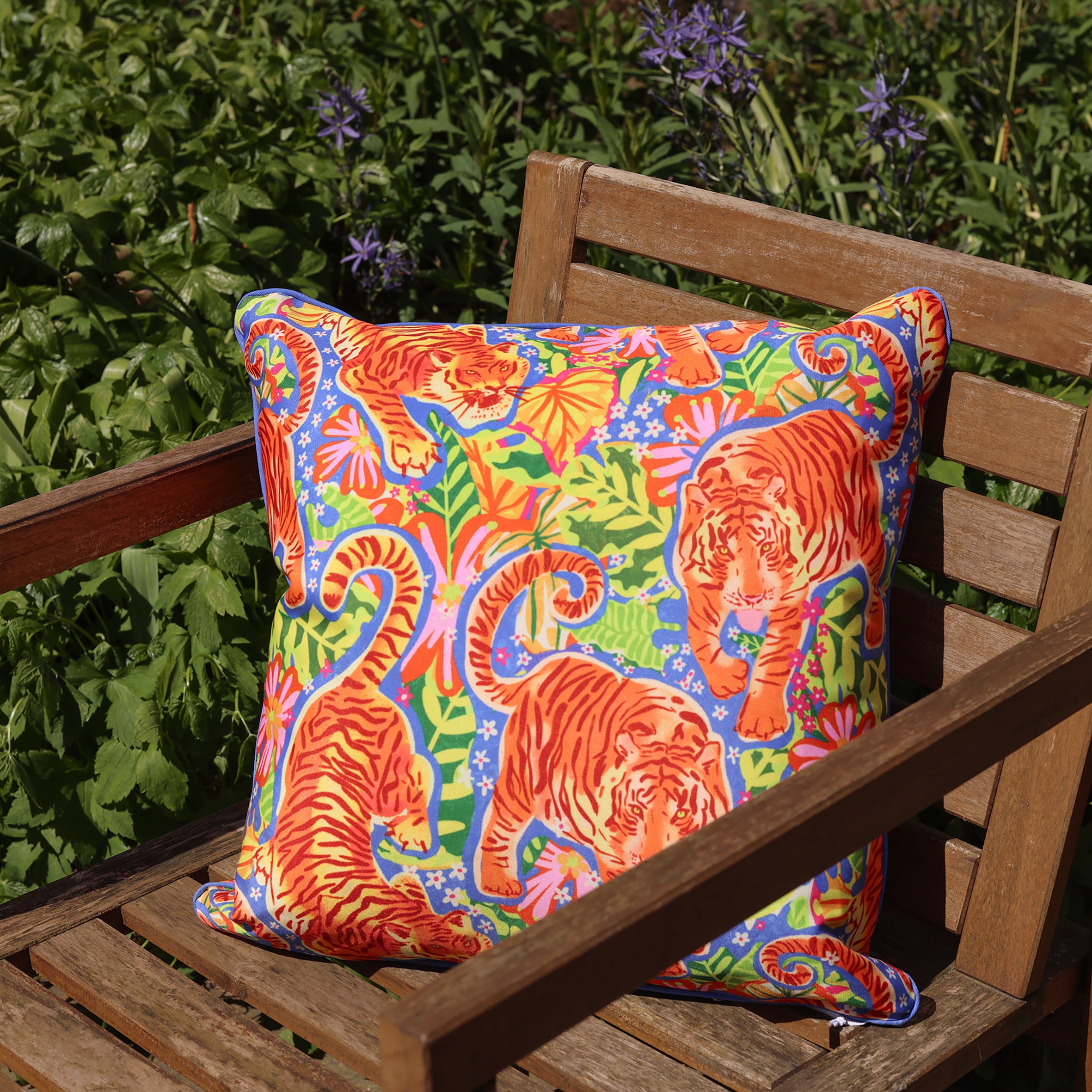 WWF Jungle Roar Cushion