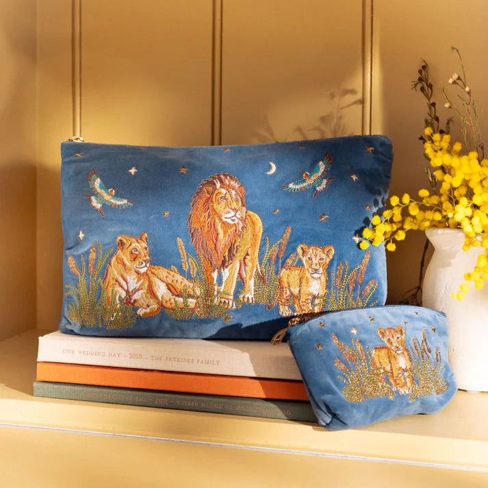 Lion Pride Everyday Pouch - Dusky Blue