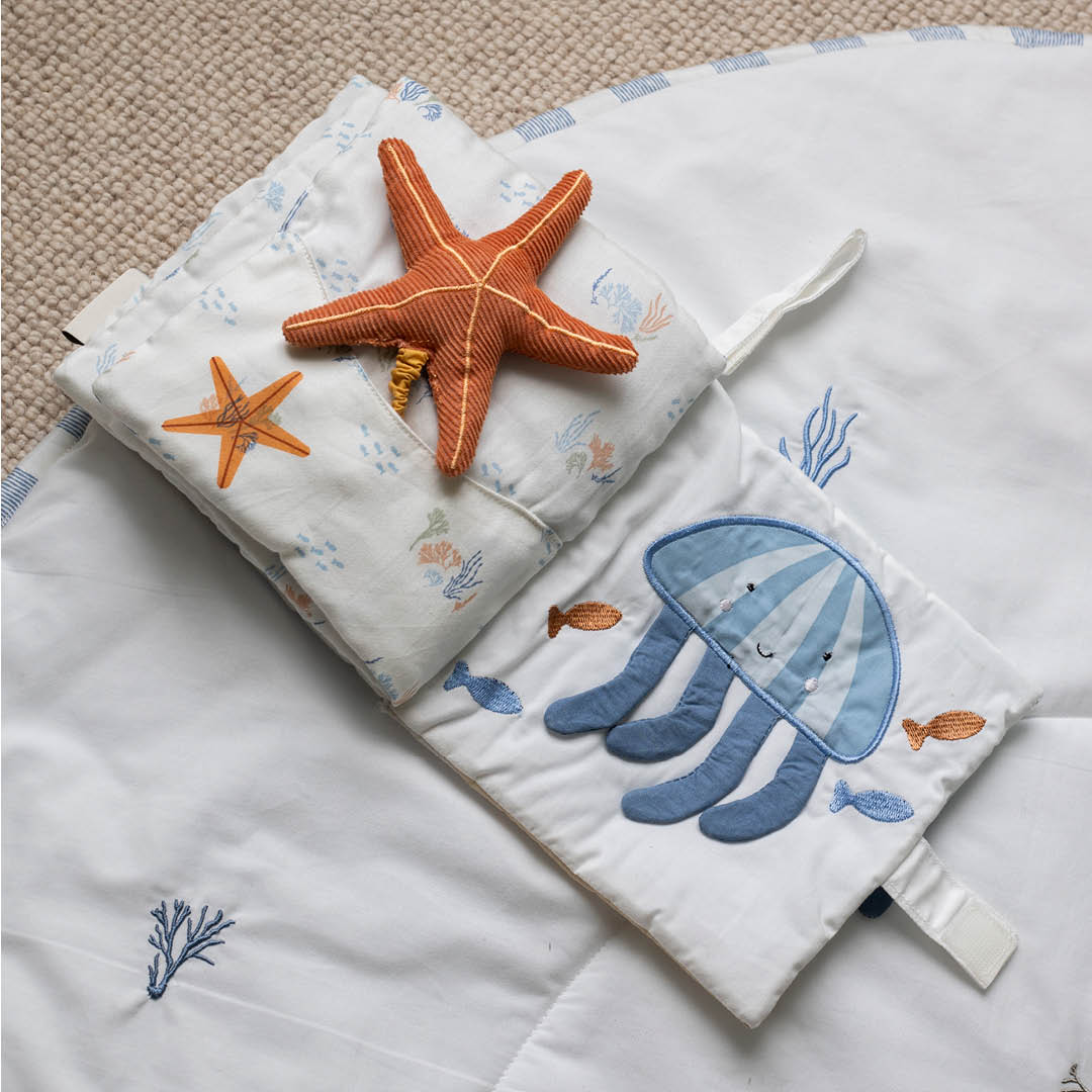 Baby Cotton Book - Waves and Wonders