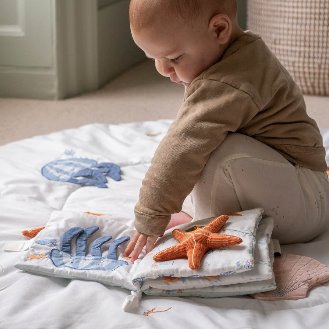 Baby Cotton Book - Waves and Wonders