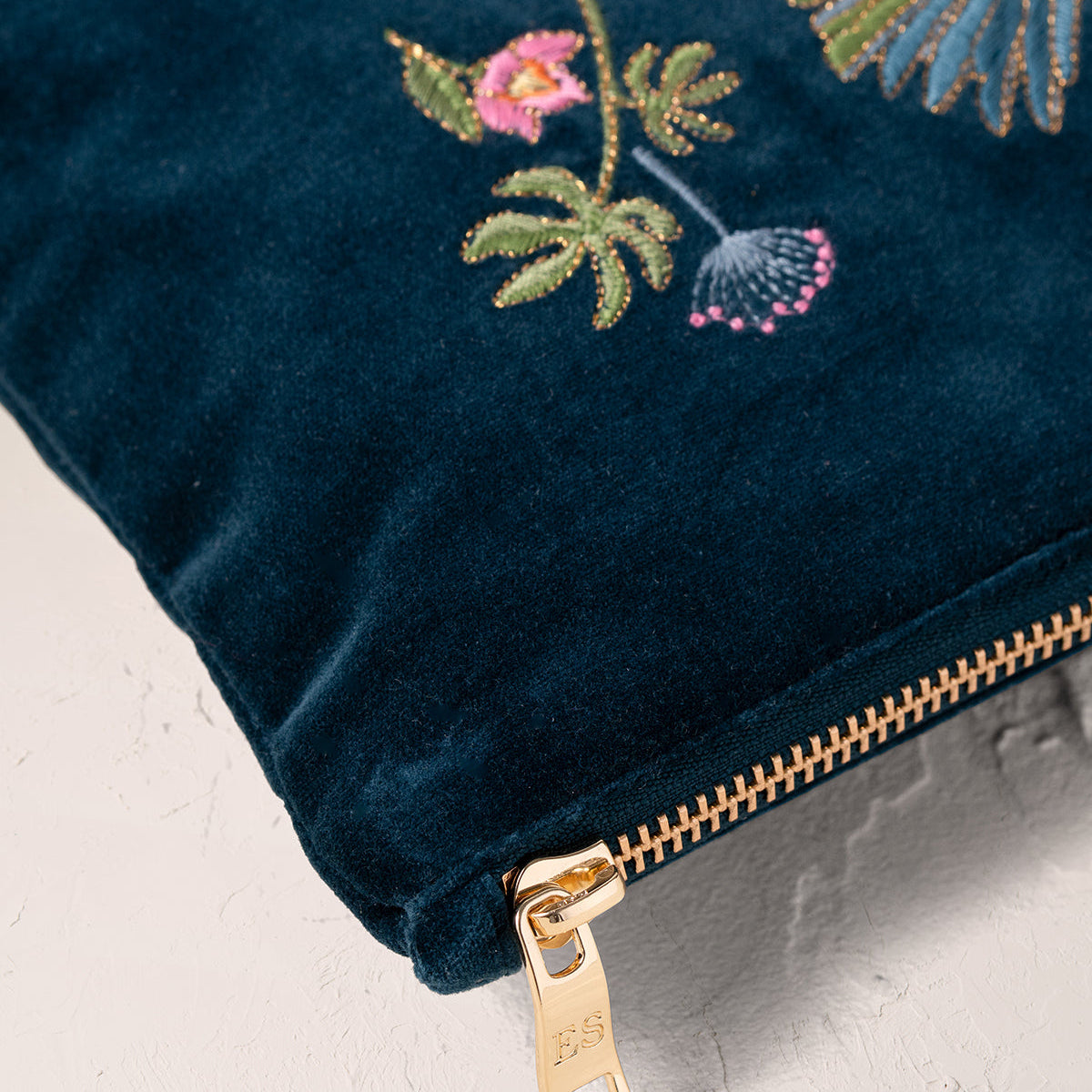 Flying Parrots Mini Pouch - Ink Blue