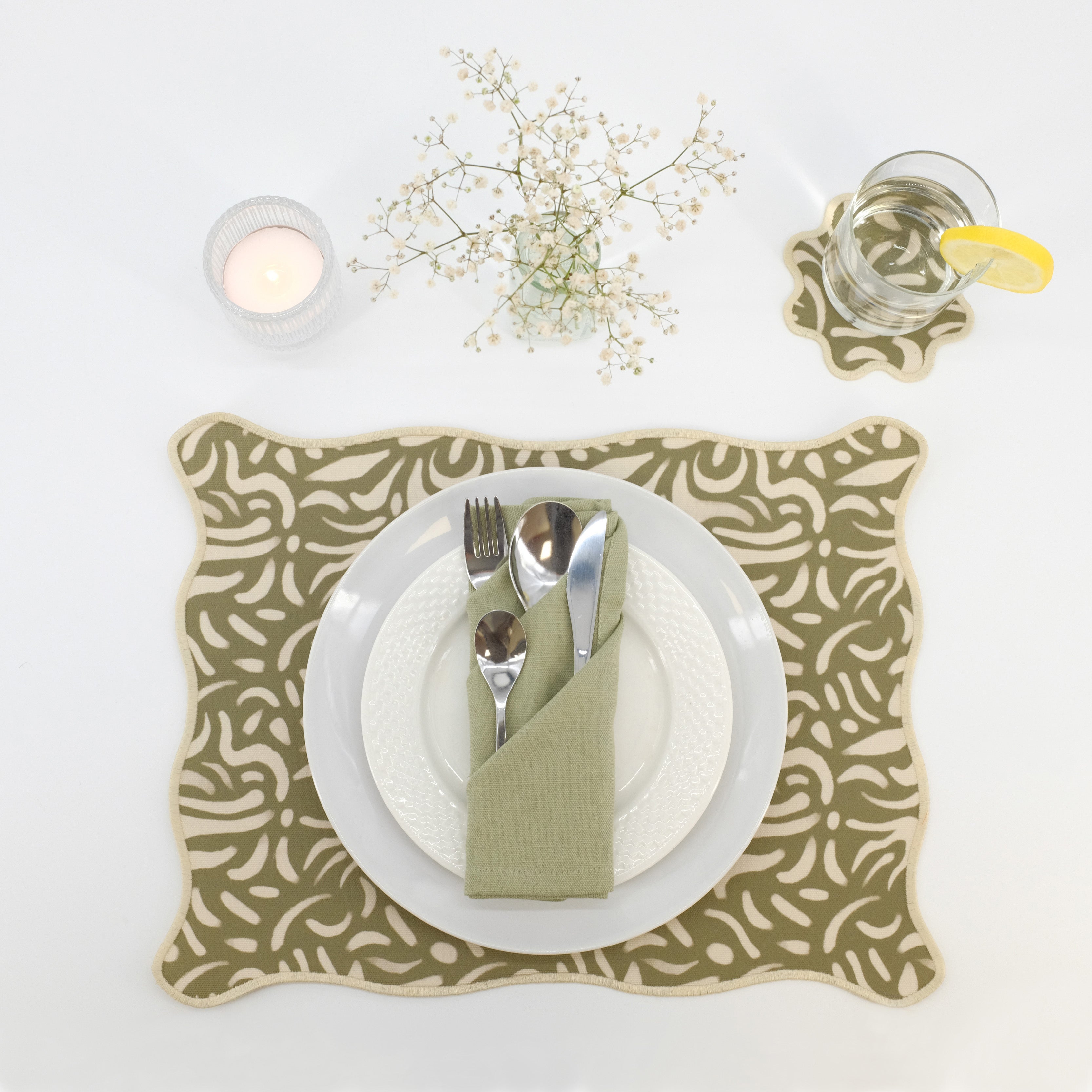 Whispers of Nature Scalloped Placemats (2 pack)