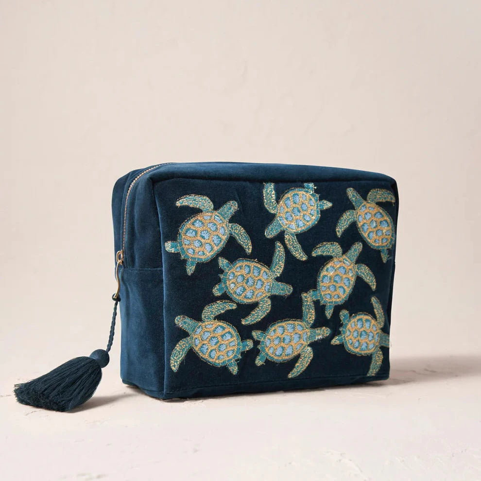 Turtle Wash Bag - Marine Navy