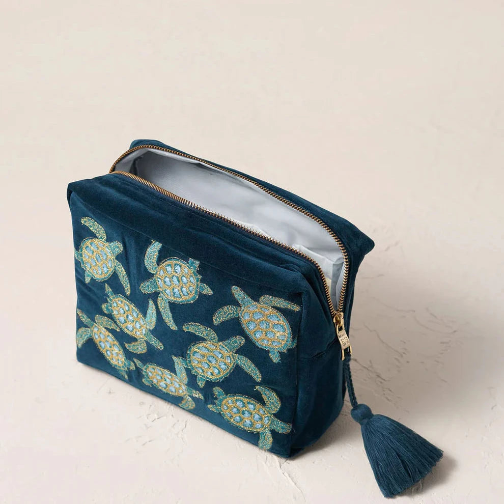 Turtle Wash Bag - Marine Navy