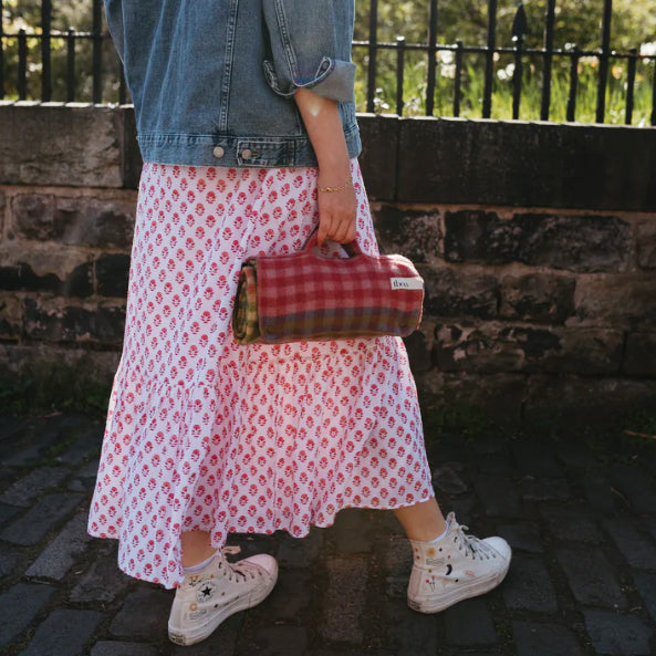 Recycled Wool Small Picnic Blanket in Golden Herringbone